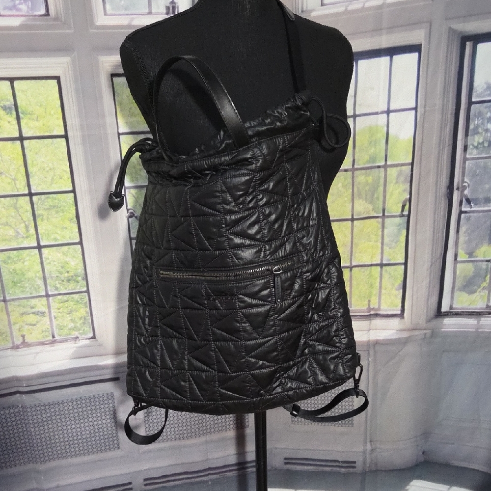 Michael Kors Black Quilted Interior Tote